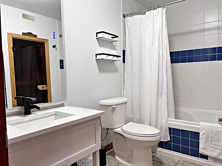 Tremblant Les Eaux 227-1 By Escapades Tremblant Apartment Mont-Tremblant Ngoại thất bức ảnh